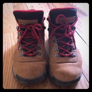 Columbia hiking boots